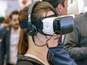 провести время очки виртуальной реальности