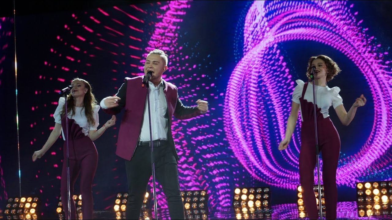 Кирилл Гуд на финале отбора на Евровидение-2018 в Беларуси. Скриншот с YouTube